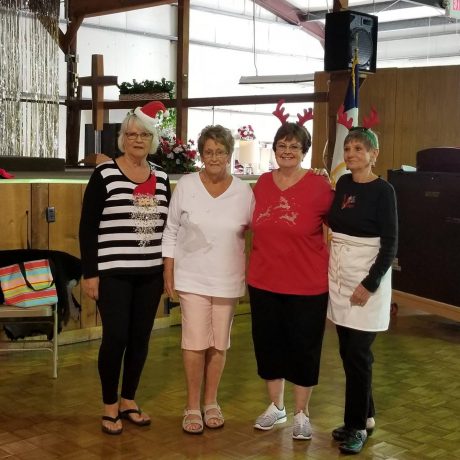 4 Women in Christmas Activity